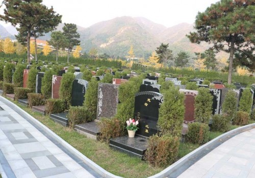 北京平谷雁阳山公墓：青山绿水间的永恒安息之地‌