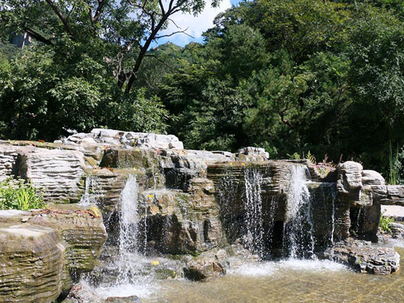 平谷雁阳山陵园的优缺点