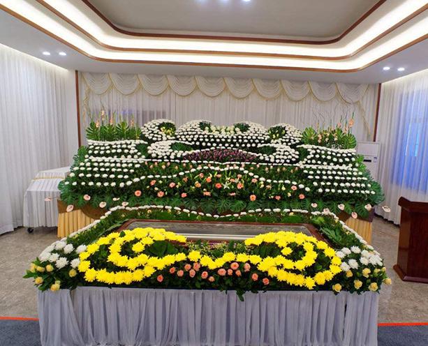 墓地价格都是根据什么来定价呢？